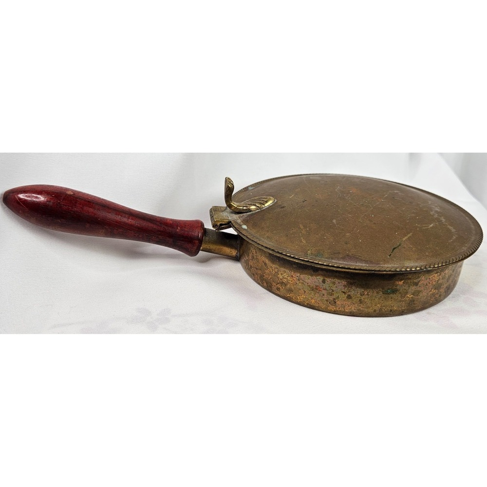 Vintage Rustic Brass Silent Butler Ash Receiver Pan Wood Handle Crumb Catcher